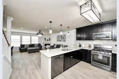 11754 Green Coral Drive, Houston, TX 77044 - Photo 6