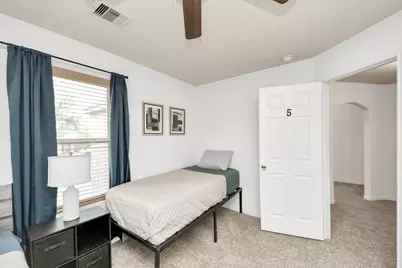 11754 Green Coral Drive, Houston, TX 77044 - Photo 32