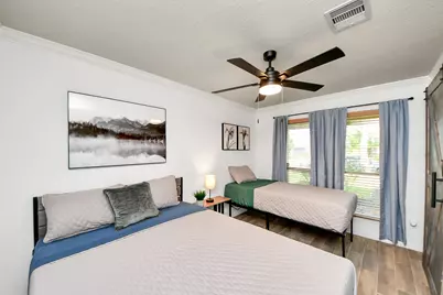 11754 Green Coral Drive, Houston, TX 77044 - Photo 18