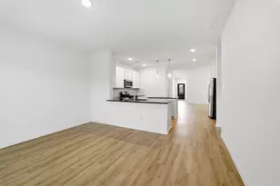 418 Monarch Trl, Huntsville, TX 77320 - Photo 18