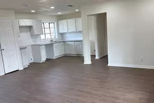 9001 Chatwood Dr, Houston, TX 77078 - Photo 2