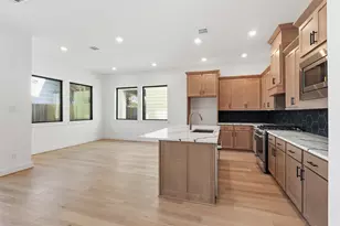 1422 Caywood Ln, Houston, TX 77055 - Photo 6