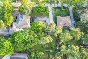 235 Basswood Dr, Spring, TX 77386 - Photo 2