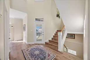 918 Long Reach Dr, Tiki Island, TX 77554 - Photo 8