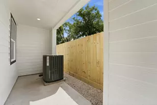 3610 Bastrop St, Houston, TX 77004 - Photo 22