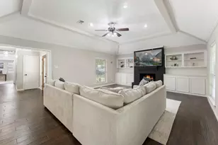 748 Talmalge Hall Dr, Conroe, TX 77302 - Photo 8