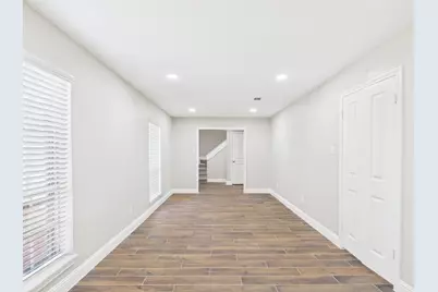 7903 Secretariat Lane, Houston, TX 77071 - Photo 8