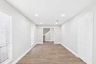 7903 Secretariat Ln, Houston, TX 77071 - Photo 8
