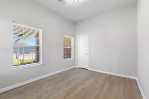 4515 Chetco Ln, Baytown, TX 77521 - Photo 4