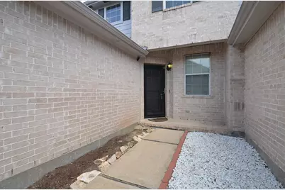 2911 Meadowglen Cove, Houston, TX 77082 - Photo 4