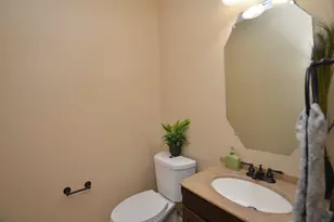 2911 Meadowglen Cove, Houston, TX 77082 - Photo 10