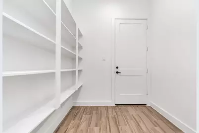 5616 Savyon Drive, Houston, TX 77091 - Photo 6
