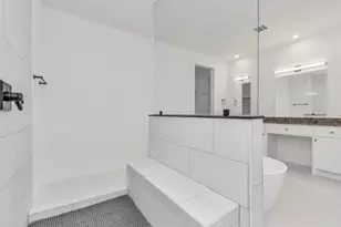 5616 Savyon Dr, Houston, TX 77091 - Photo 10