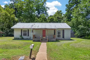 503 N 7th St, Crockett, TX 75835 - Photo 1