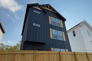 8021 Birmingham St, Houston, TX 77028 - Photo 20