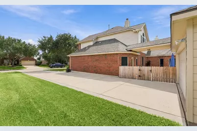 2141 Brittany Colony Drive, League City, TX 77573 - Photo 4