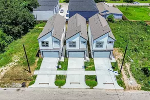 848 Lucky St, Houston, TX 77088 - Photo 4