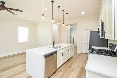848 Lucky Street, Houston, TX 77088 - Photo 8