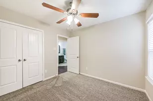 21611 Champagne Dr W, Porter, TX 77365 - Photo 30