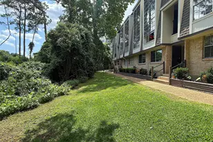 12633 Memorial Dr, Houston, TX 77024 - Photo 20