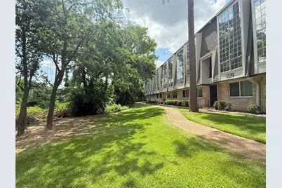 12633 Memorial Drive #236, Houston, TX 77024 - Photo 18