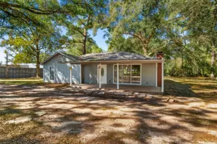 663 County Rd 347 S, Cleveland, TX 77327 - Photo 4