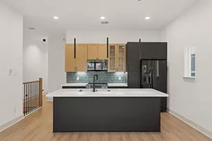 9819 Turnbow St, Houston, TX 77029 - Photo 10