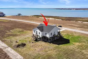 3219 Camp Hulen Dr, Palacios, TX 77465 - Photo 6