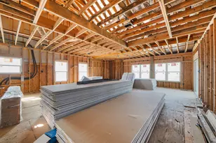 3219 Camp Hulen Dr, Palacios, TX 77465 - Photo 16