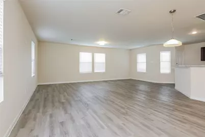 4203 Silver Ranch Road, Houston, TX 77014 - Photo 6