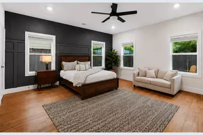 920 Muncie Avenue, Dallas, TX 75212 - Photo 8