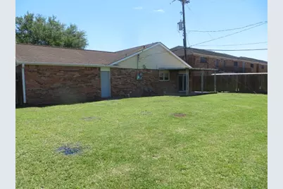 1602 Bellaire Boulevard, Alvin, TX 77511 - Photo 2