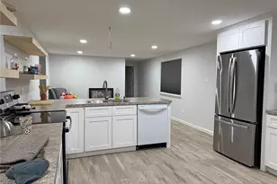 585 River Oaks Dr, Trinity, TX 75862 - Photo 8