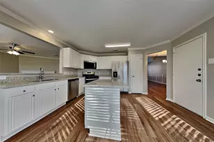 30826 Trinket Dr, Spring, TX 77386 - Photo 6