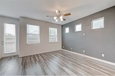 9905 Brickhouse Drive, Houston, TX 77080 - Photo 12