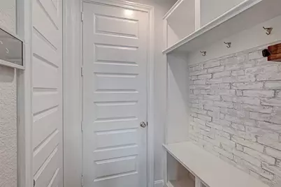 9905 Brickhouse Drive, Houston, TX 77080 - Photo 18