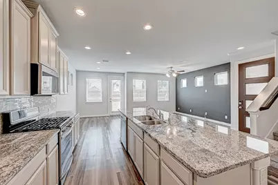 9905 Brickhouse Drive, Houston, TX 77080 - Photo 4