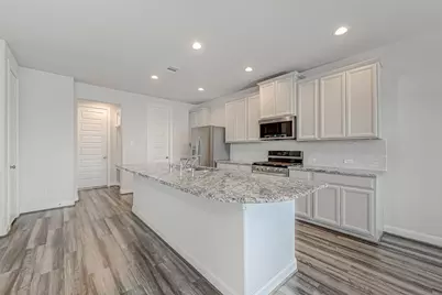 9905 Brickhouse Drive, Houston, TX 77080 - Photo 8