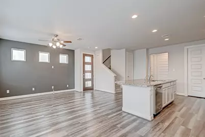 9905 Brickhouse Drive, Houston, TX 77080 - Photo 14