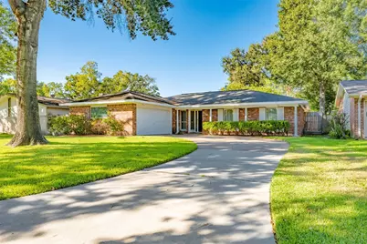9330 Meadowbriar Lane, Houston, TX 77063 - Photo 1
