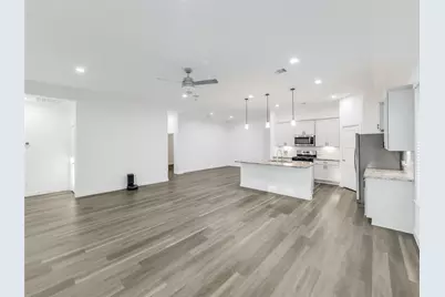 387 Westlake Terrace Drive, Conroe, TX 77304 - Photo 14