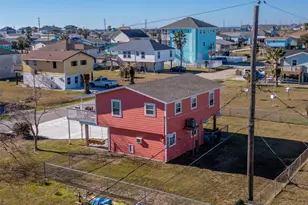 16618 Jean Lafitte Rd, Jamaica Beach, TX 77554 - Photo 6