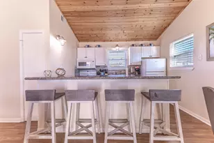 16618 Jean Lafitte Rd, Jamaica Beach, TX 77554 - Photo 14