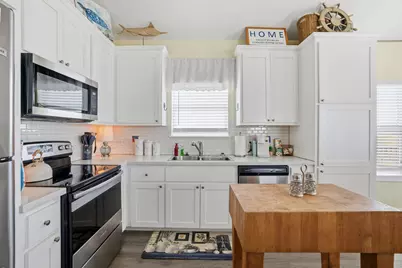 145 Jewel Drive, Port Bolivar, TX 77650 - Photo 12