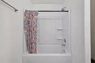 2730 Skyview Silver Dr, Houston, TX 77047 - Photo 32