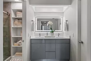 5100 San Felipe St, Houston, TX 77056 - Photo 10