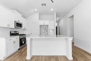 13206 Hayden Peak Dr, Iowa Colony, TX 77583 - Photo 6