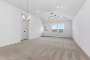 13206 Hayden Peak Dr, Iowa Colony, TX 77583 - Photo 10