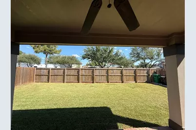 15419 Liberty Falls Court, Houston, TX 77049 - Photo 18