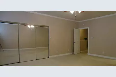 17465 Red Oak Drive #7465, Houston, TX 77090 - Photo 10